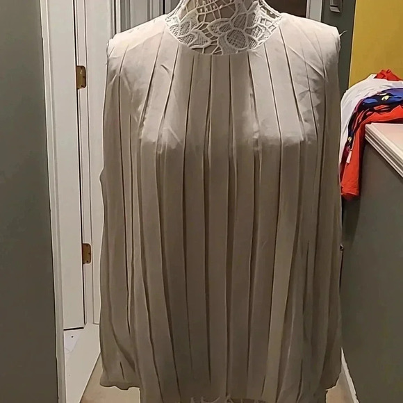 CALVIN KLEIN BLOUSE - Picture 2 of 6